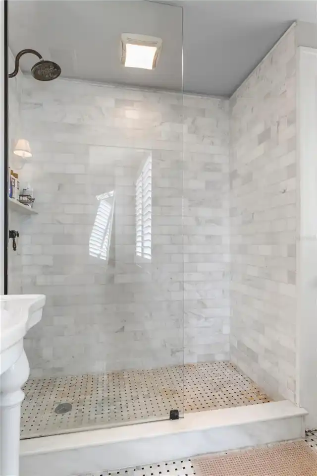 Listing Photo 41