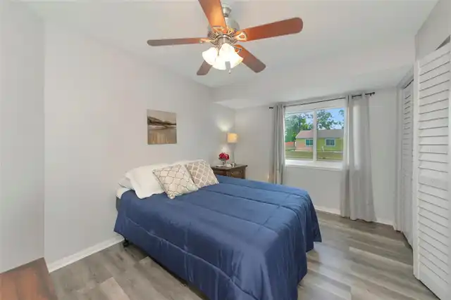 Listing Photo 25