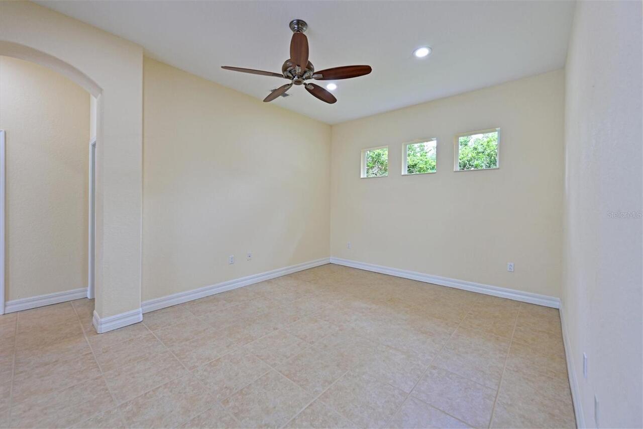 Listing Photo 33