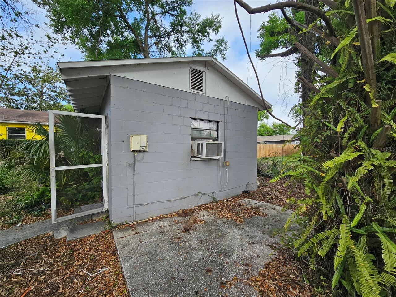 Listing Photo 8