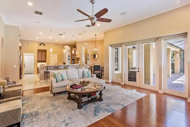 Listing Photo 18