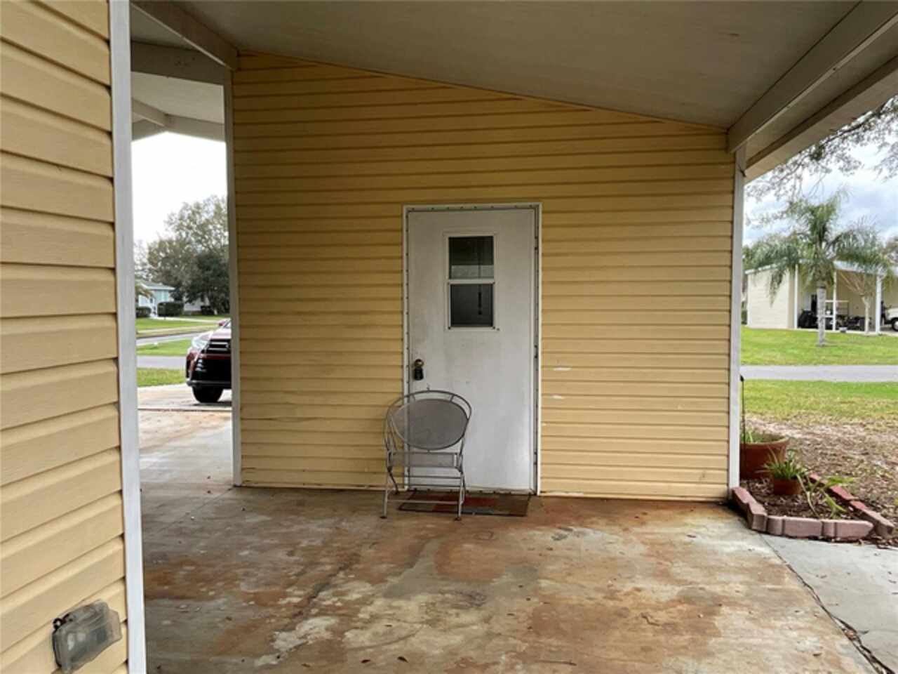 Listing Photo 12