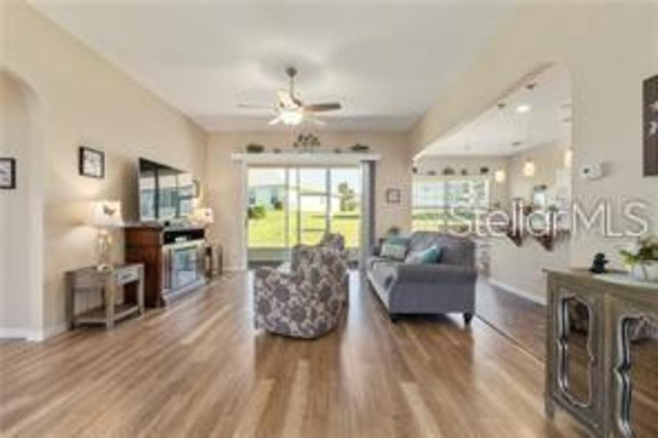 Listing Photo 6