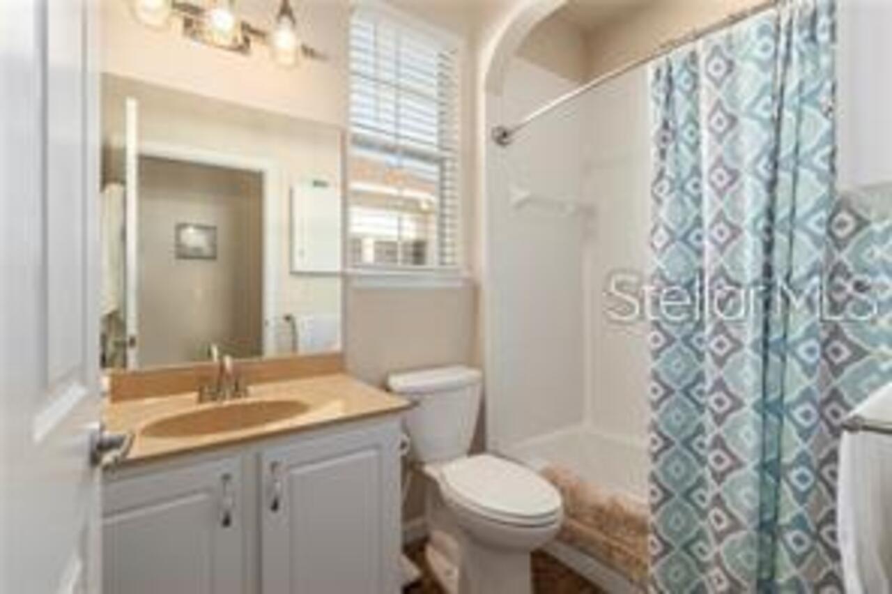 Listing Photo 12