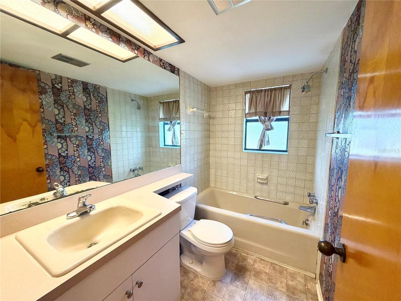 Listing Photo 19