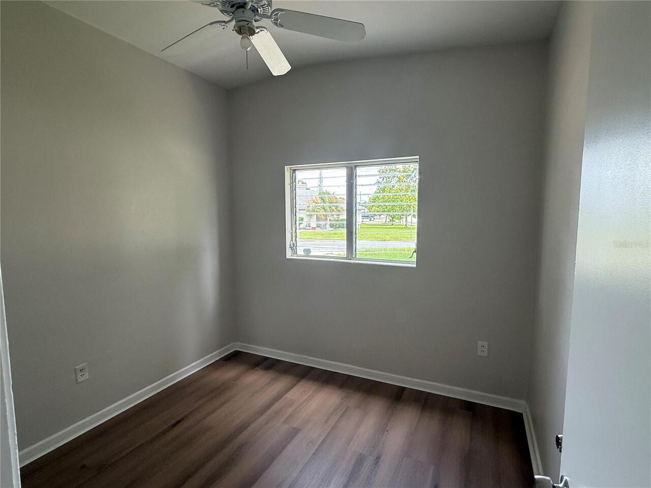 Listing Photo 9