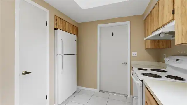 Listing Photo 17