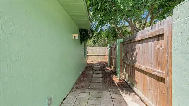Listing Photo 43