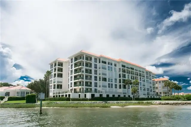 St Petersburg Real Estate