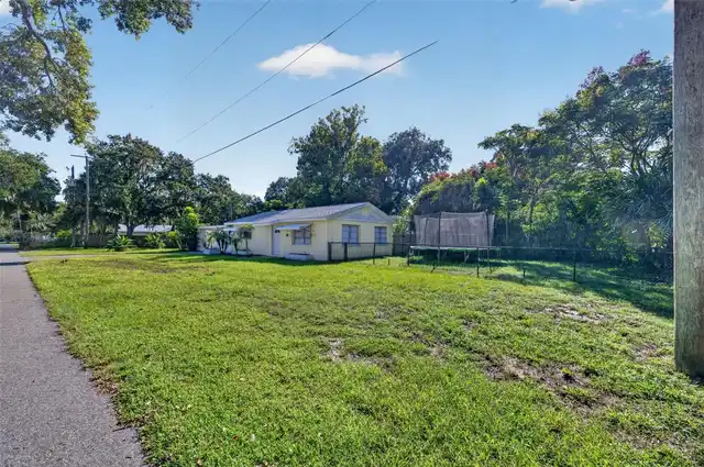 Listing Photo 25