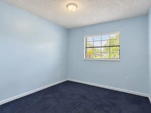 Listing Photo 20
