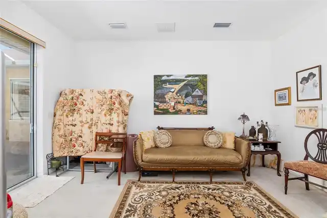 Listing Photo 33