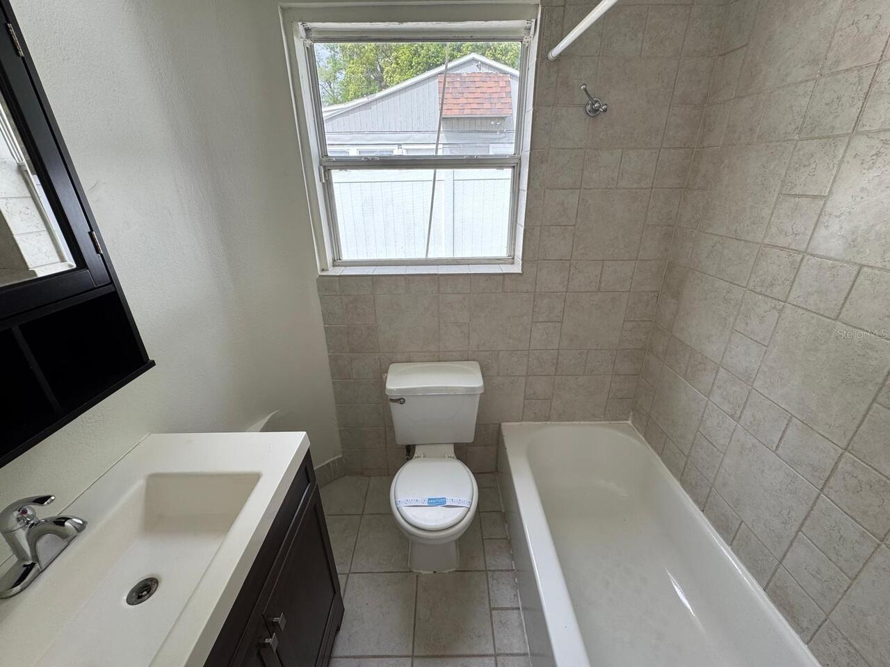 Listing Photo 7