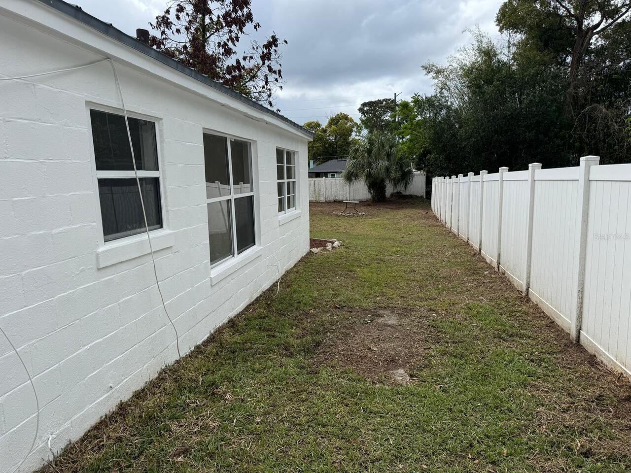 Listing Photo 10
