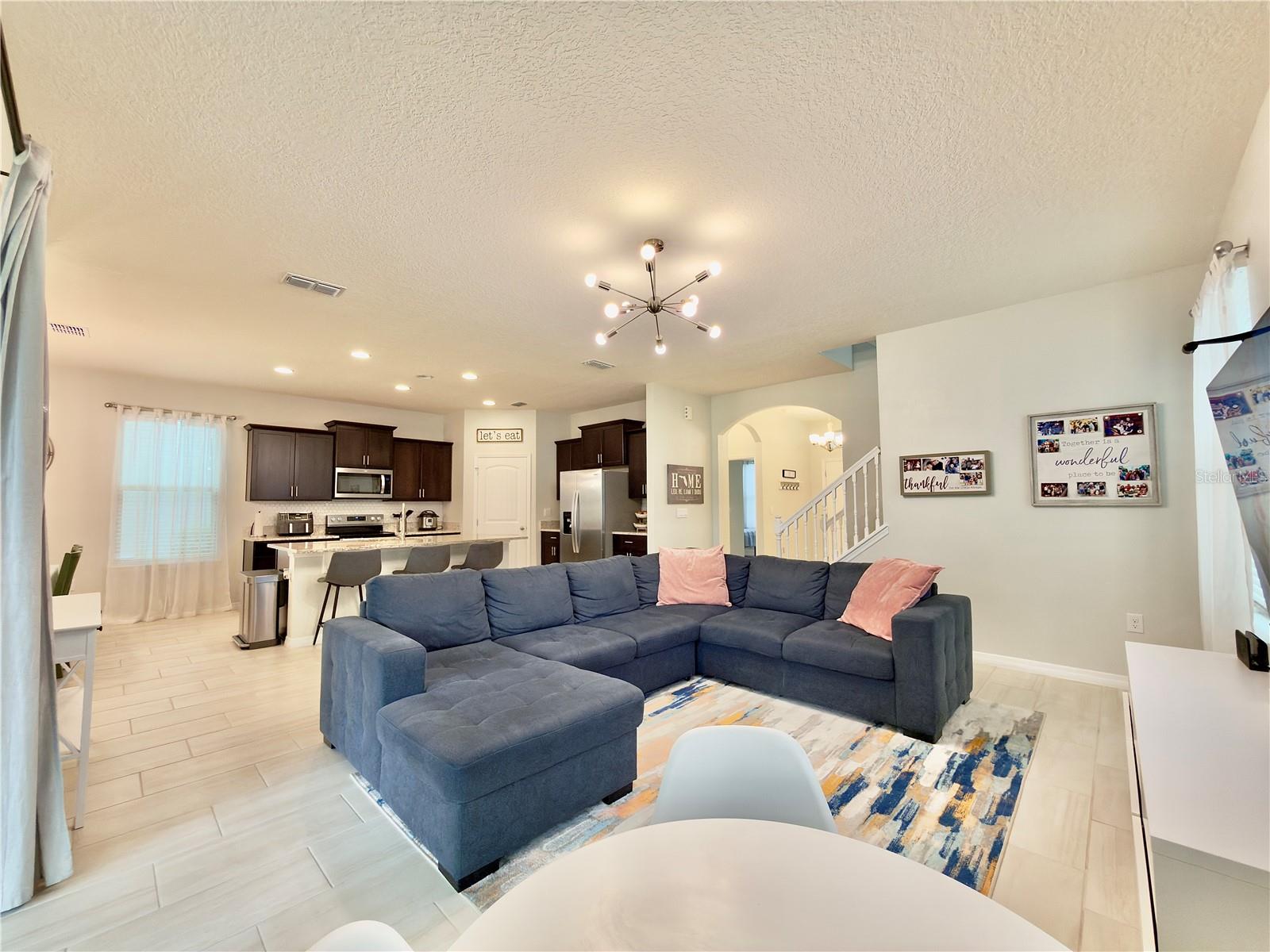Listing Photo 12