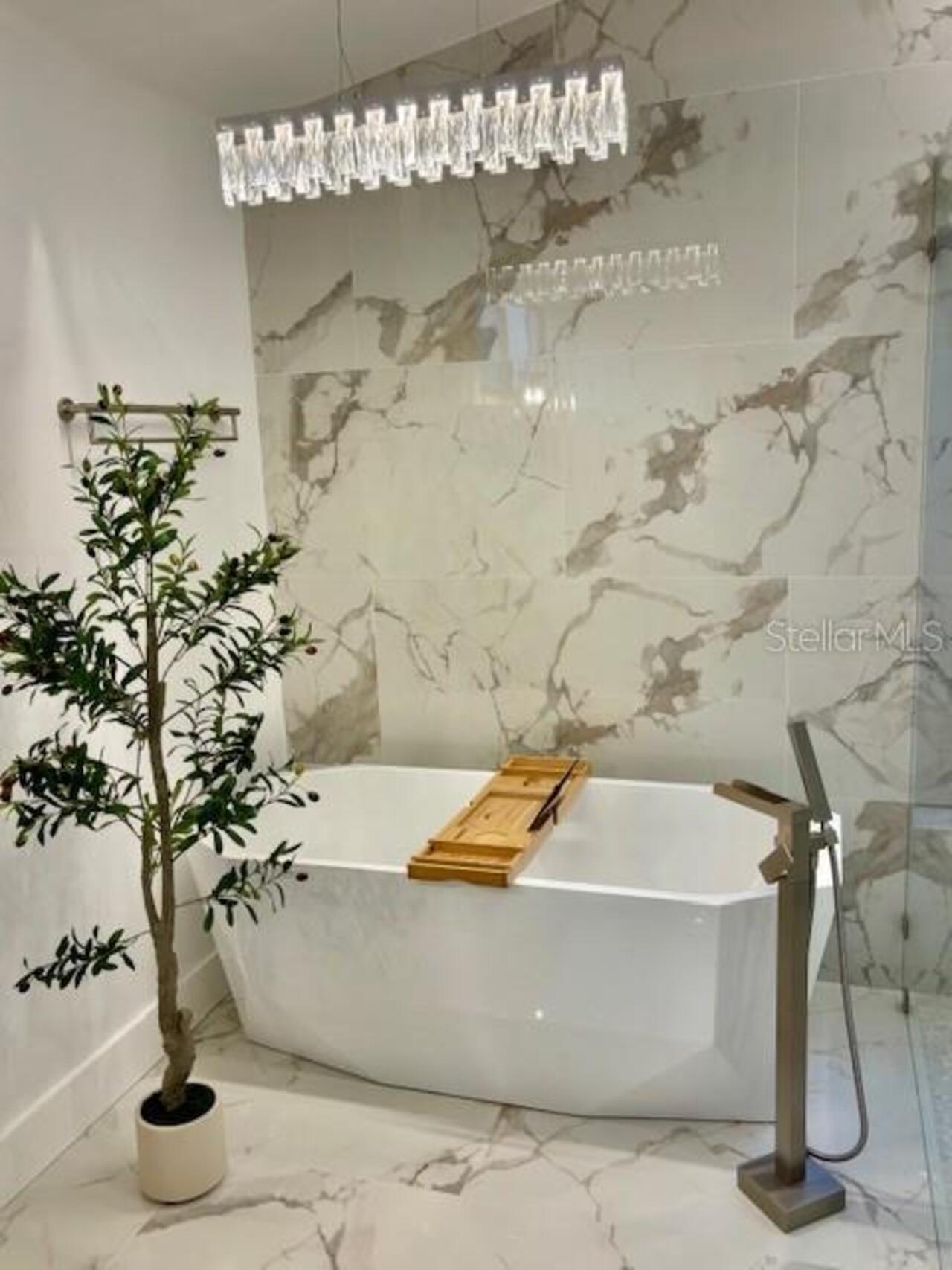 Listing Photo 22