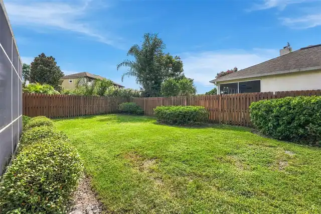 Listing Photo 17