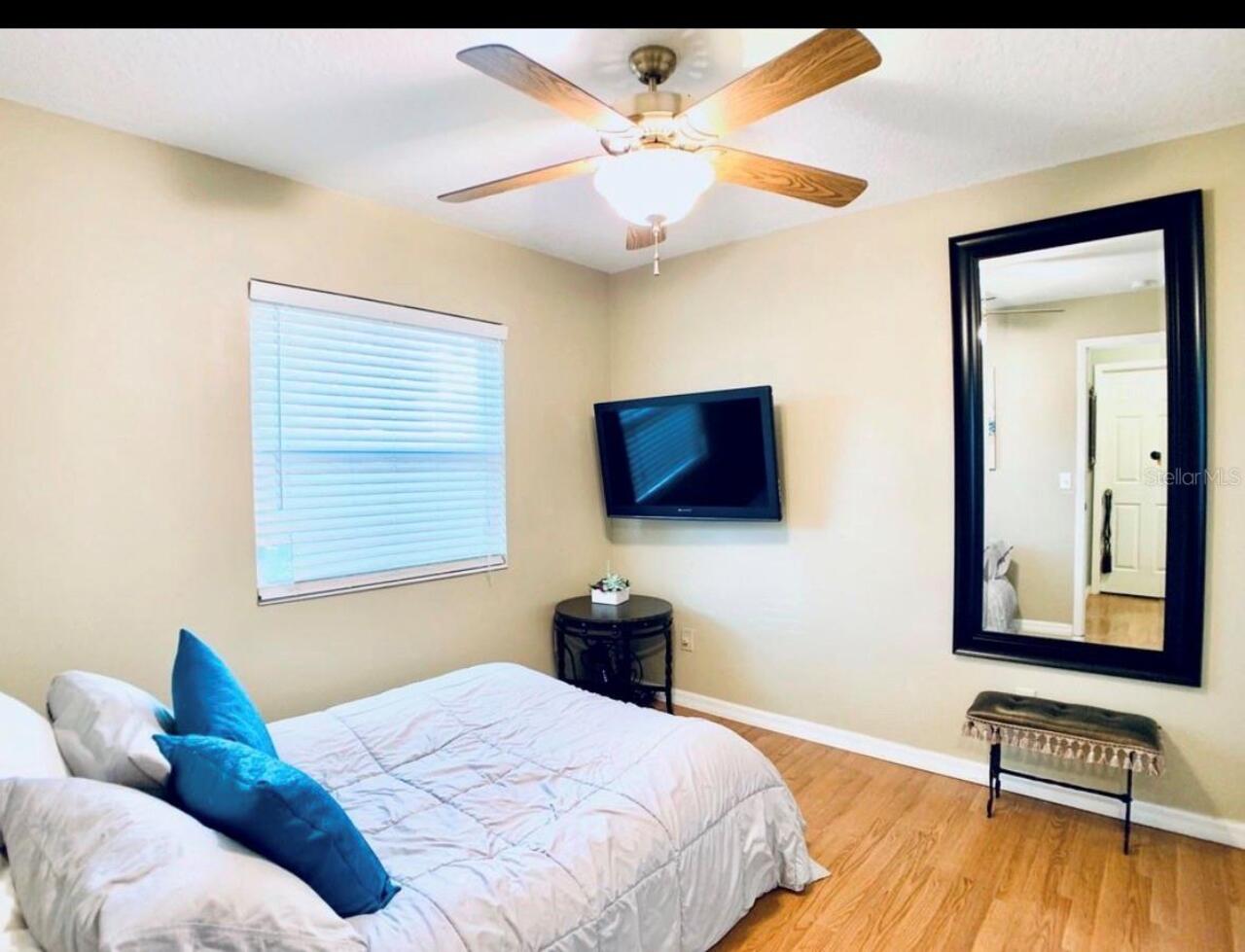Listing Photo 14