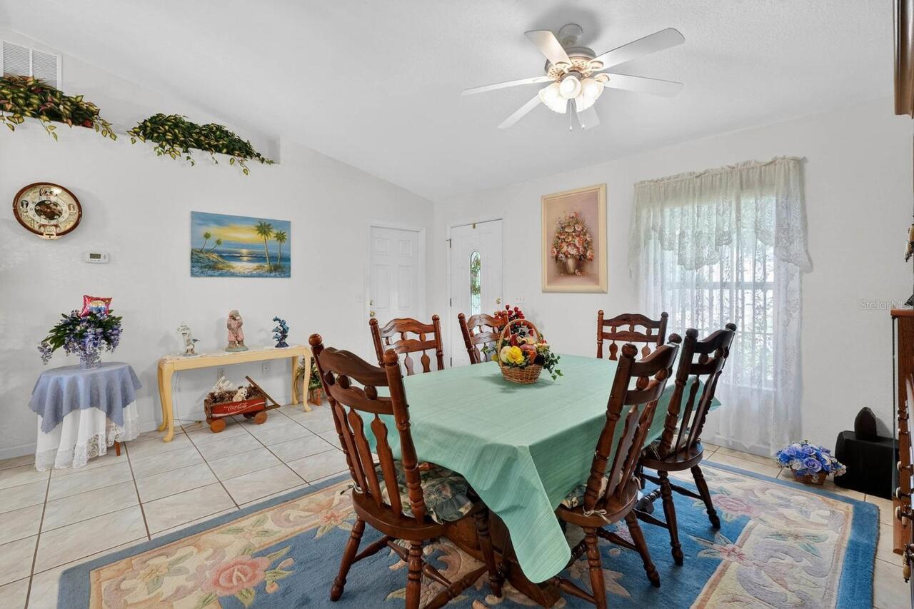 Listing Photo 8