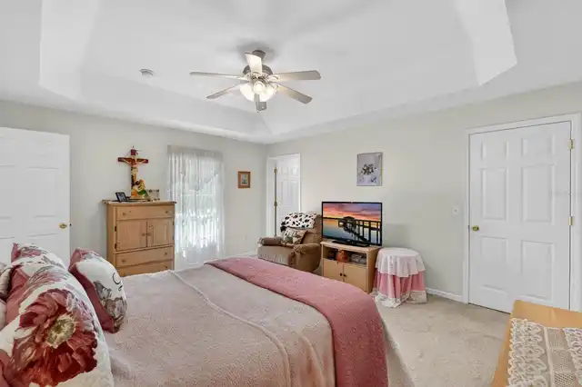 Listing Photo 15