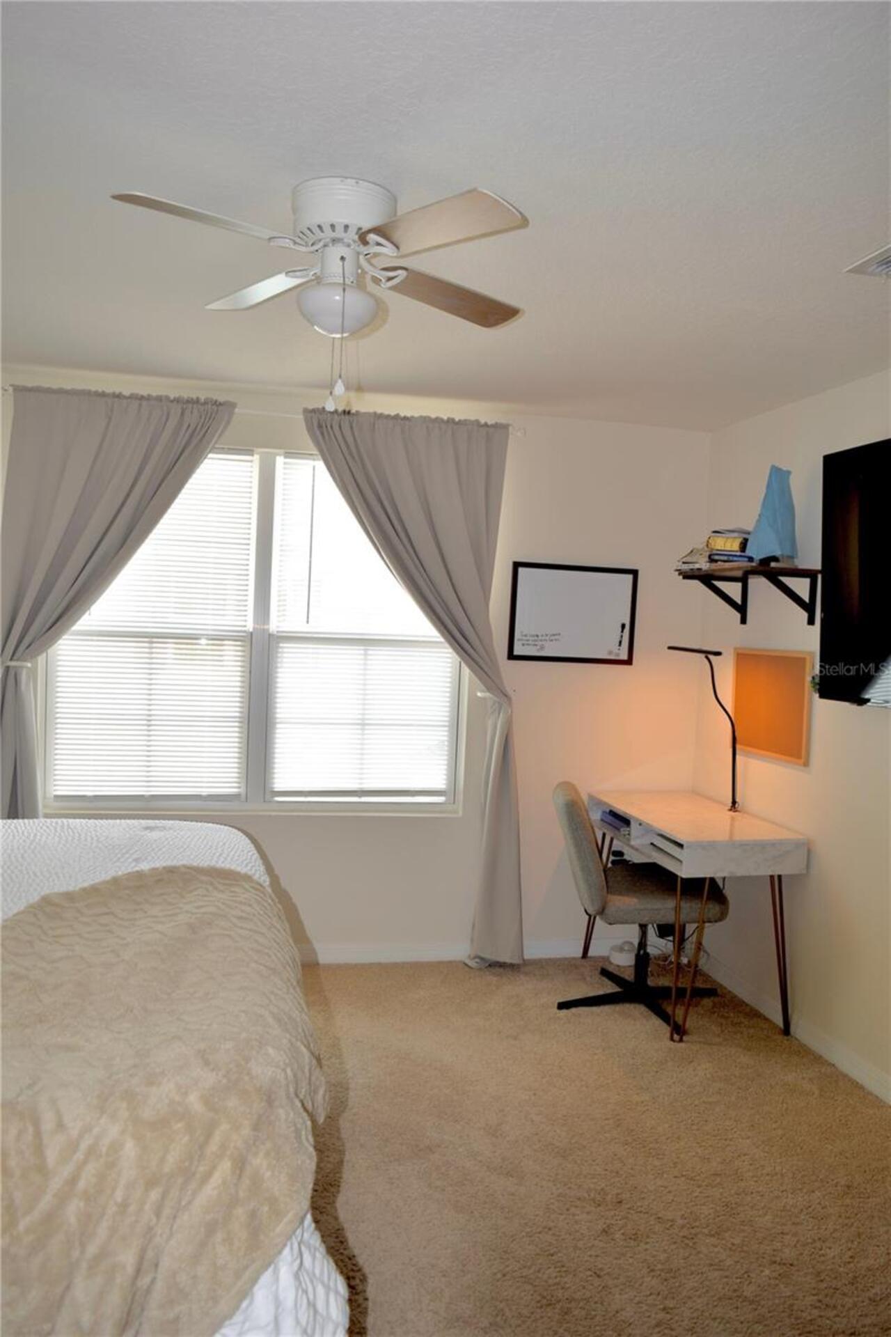 Listing Photo 10