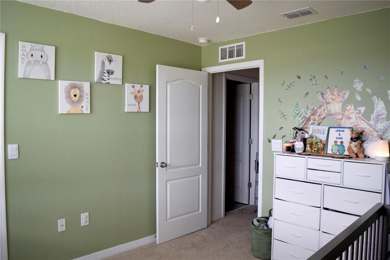 Listing Photo 14