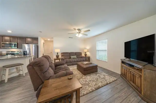 Listing Photo 9