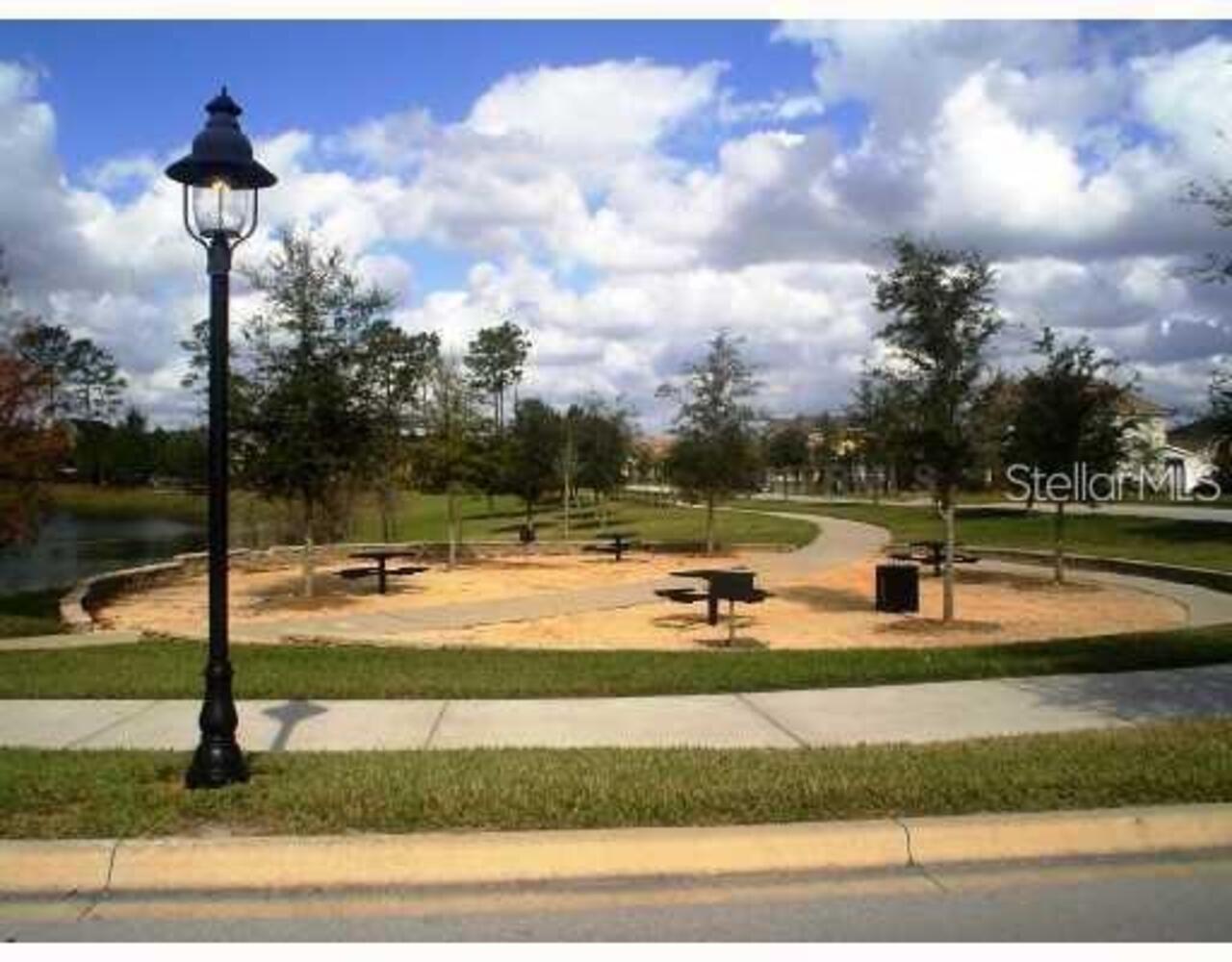 Listing Photo 16