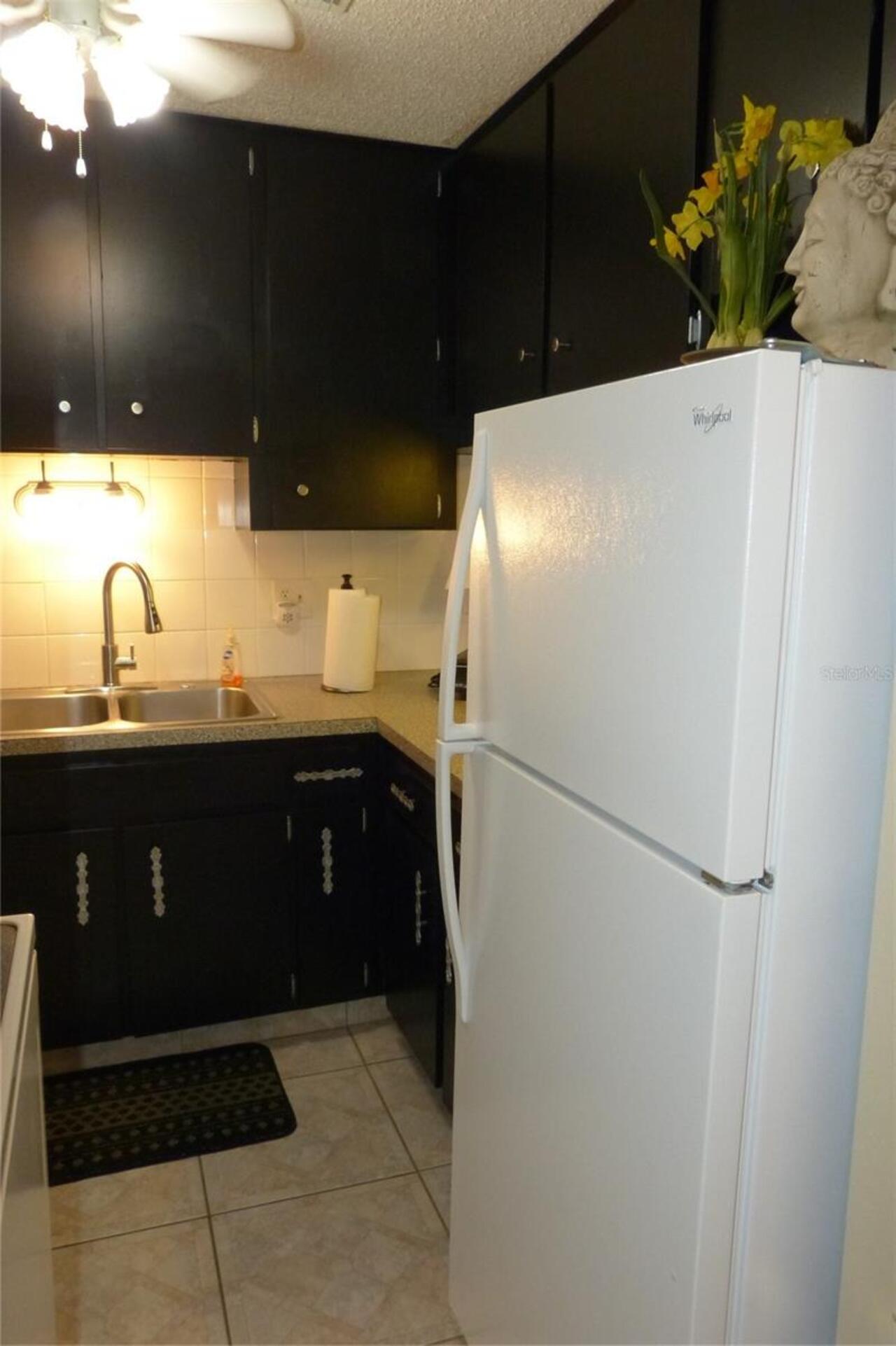 Listing Photo 8