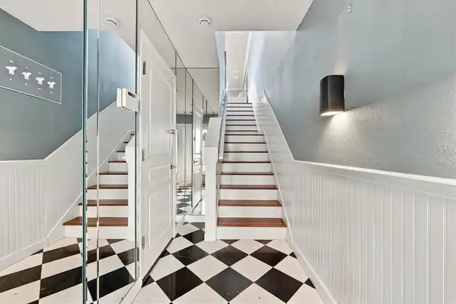 Listing Photo 9