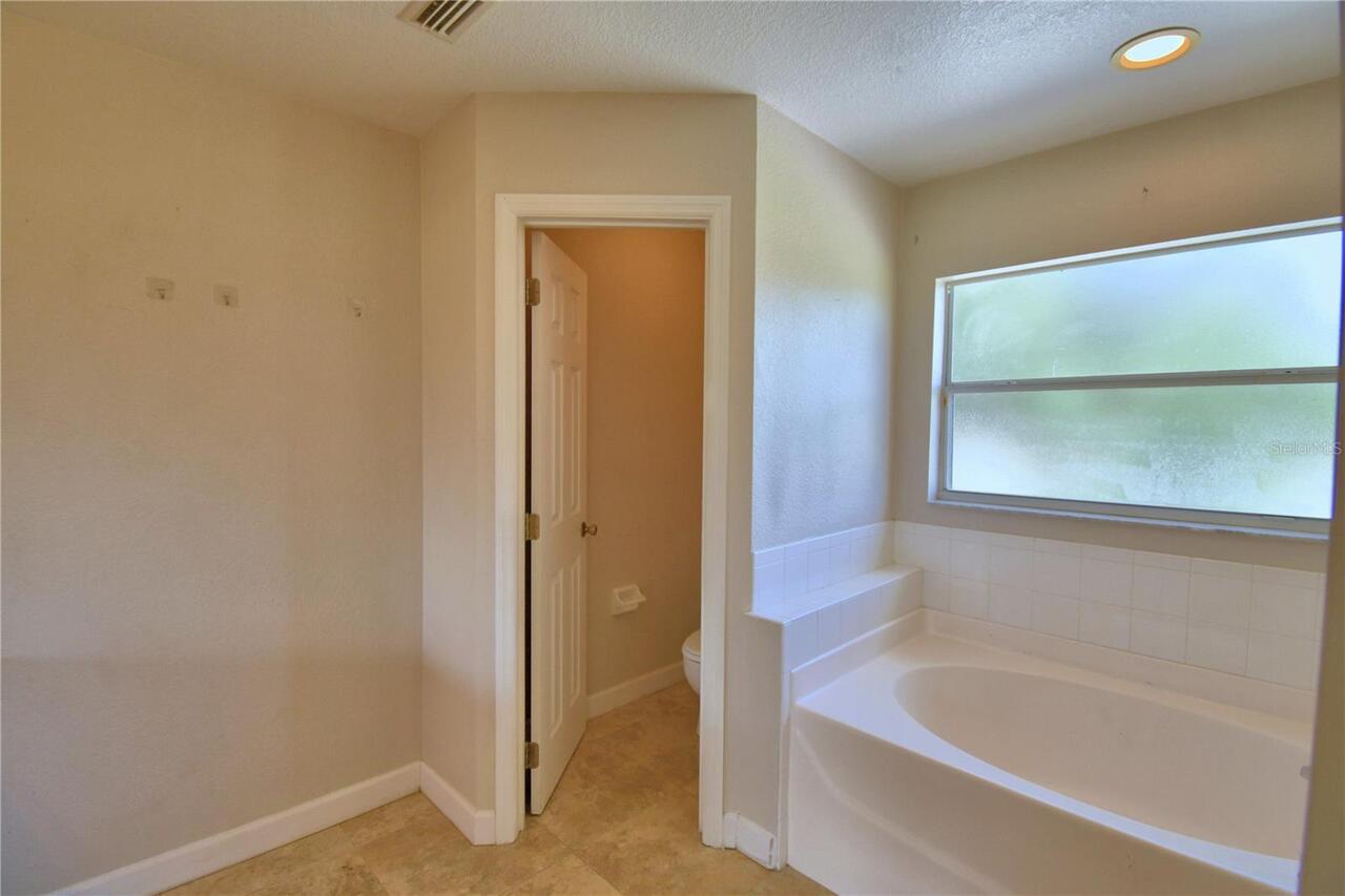 Listing Photo 20