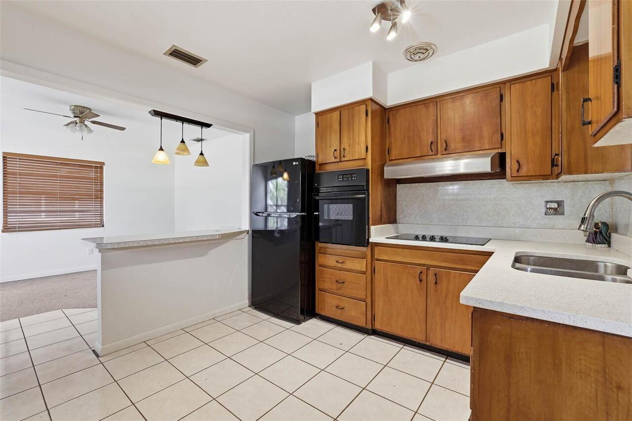 Listing Photo 6