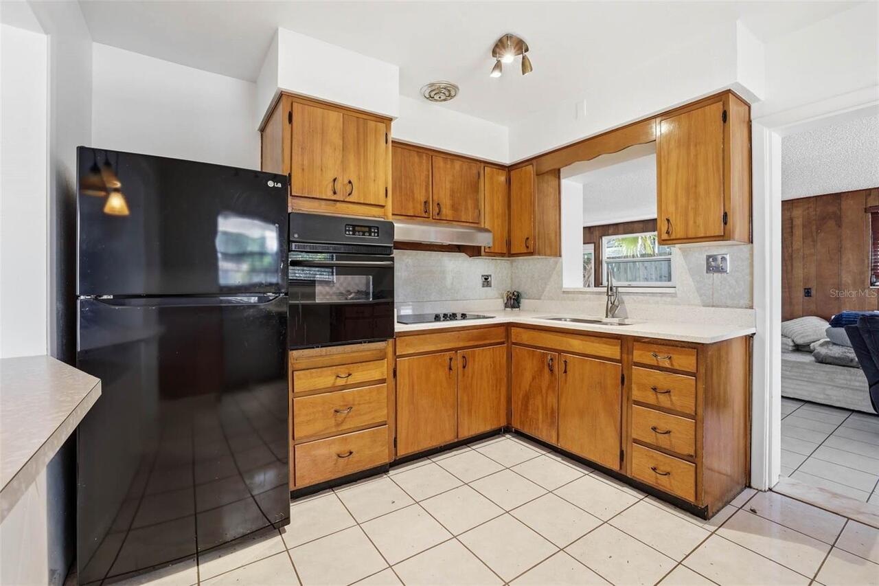 Listing Photo 7