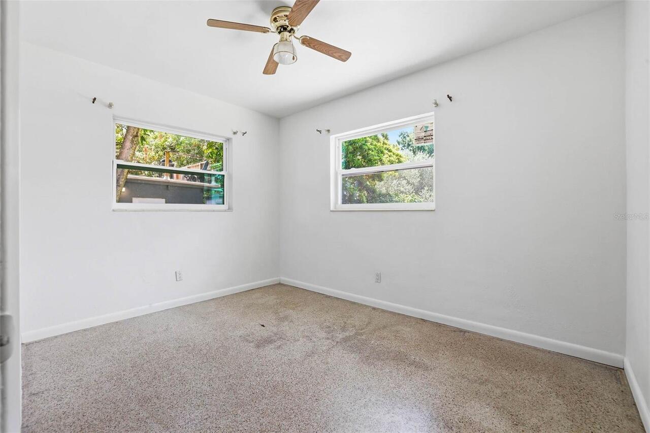 Listing Photo 16
