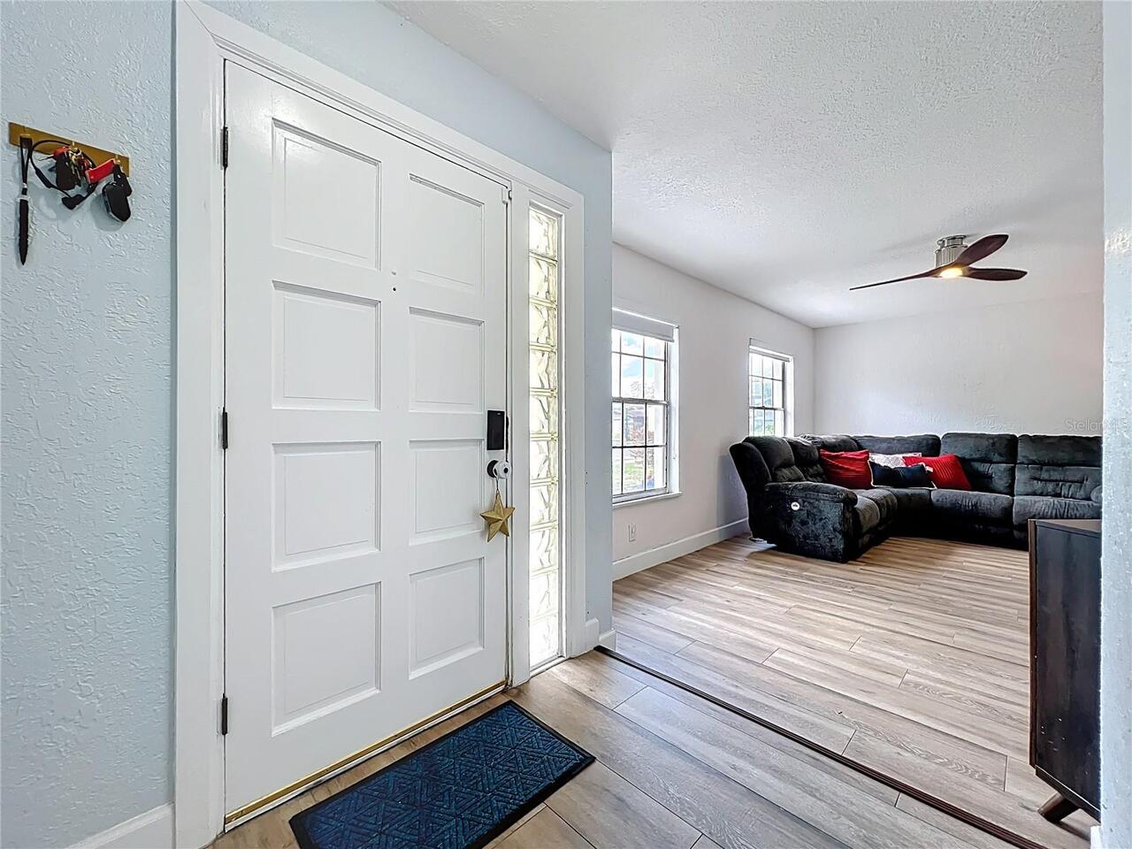 Listing Photo 8