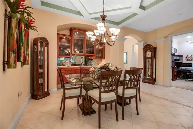 Listing Photo 7