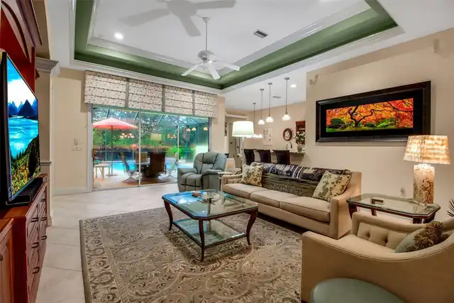 Listing Photo 10