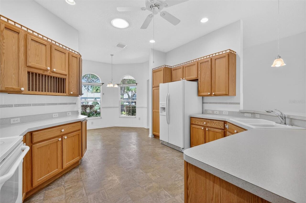 Listing Photo 10