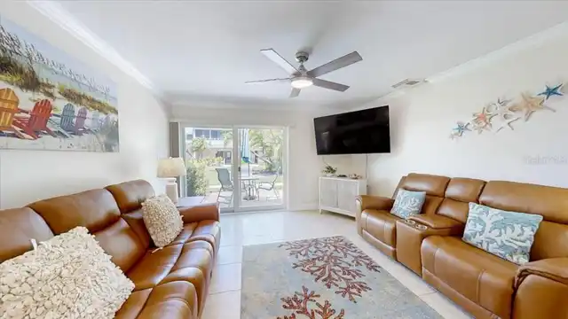 Listing Photo 12