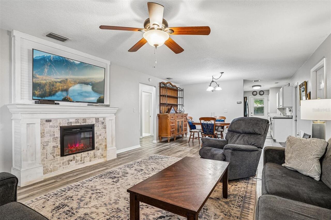 Listing Photo 7