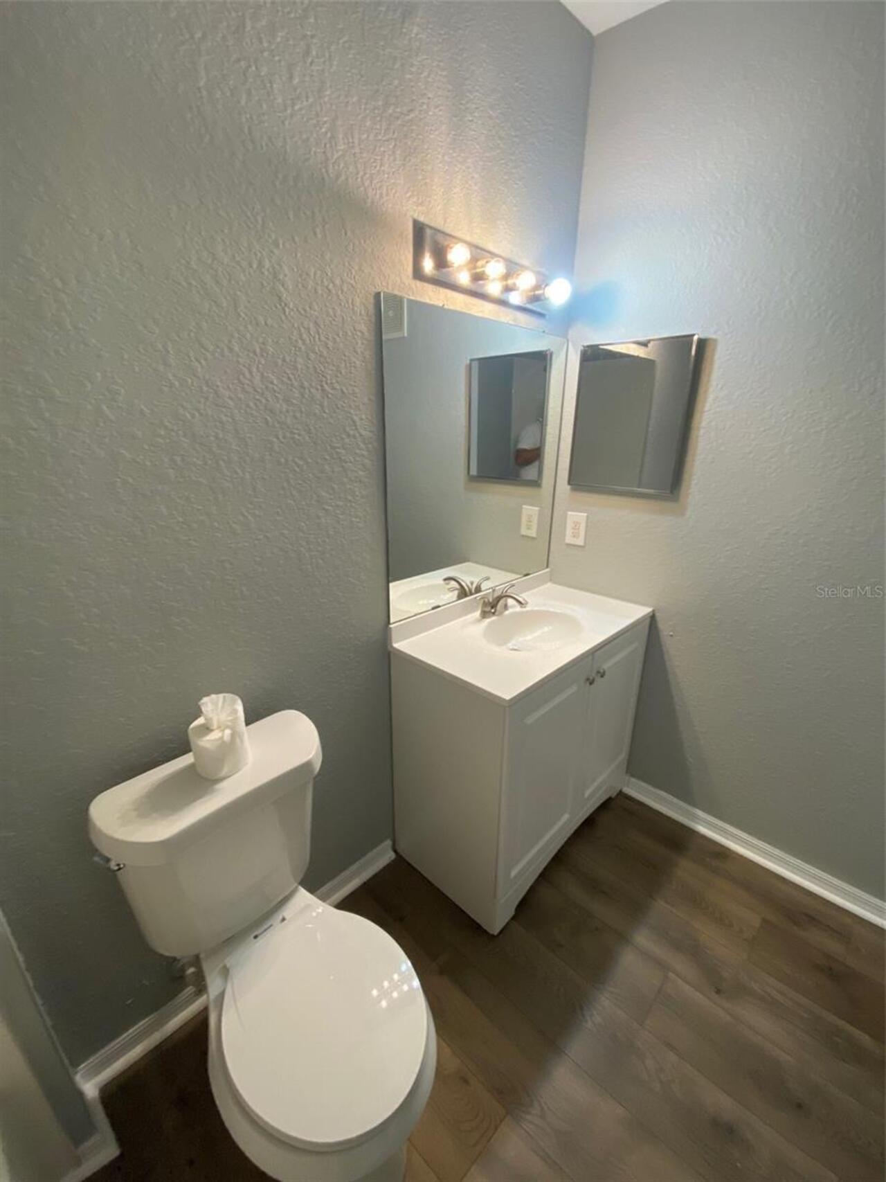 Listing Photo 11