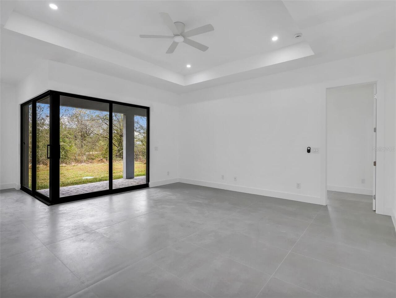 Listing Photo 7