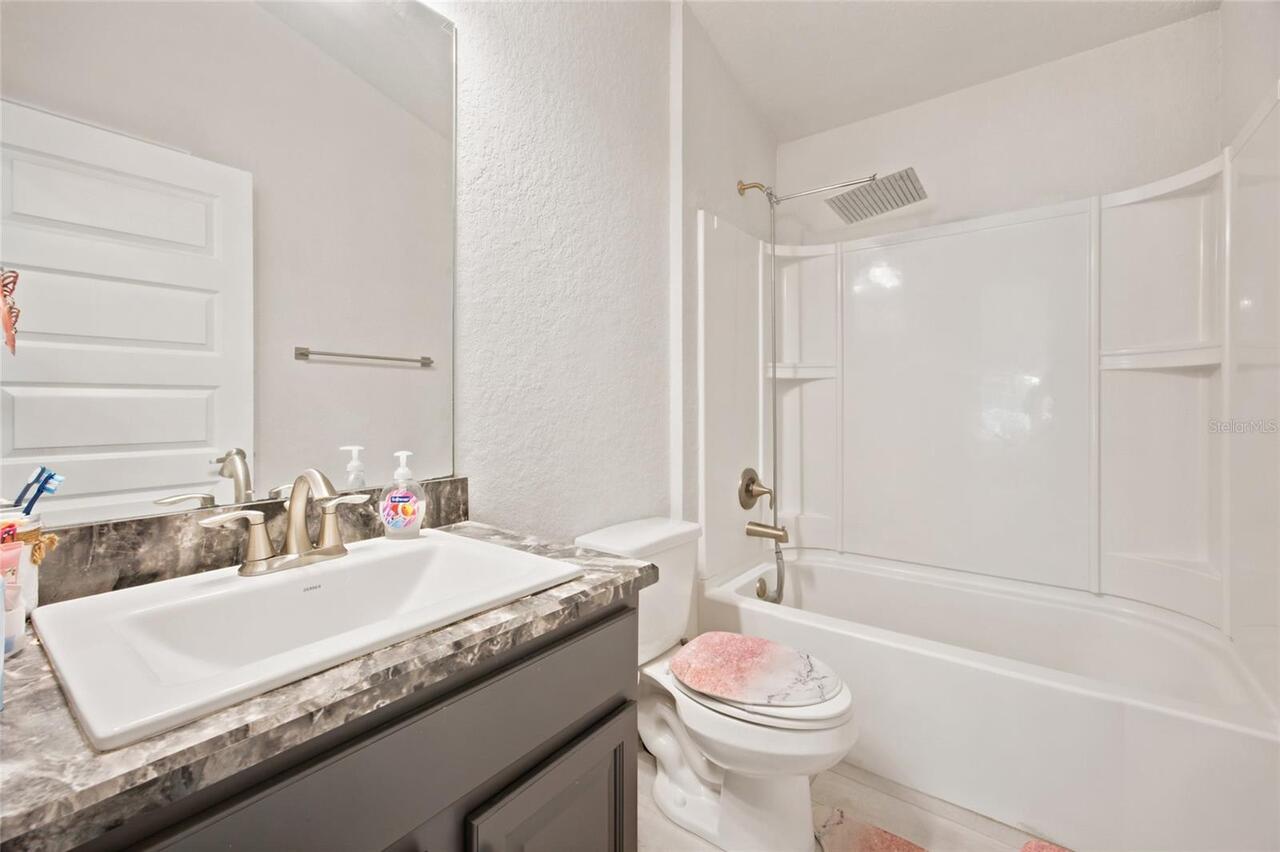 Listing Photo 25