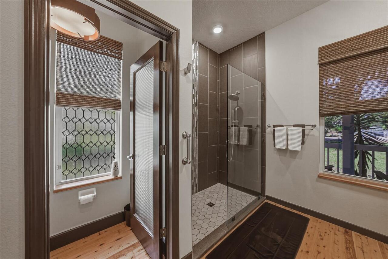 Listing Photo 33