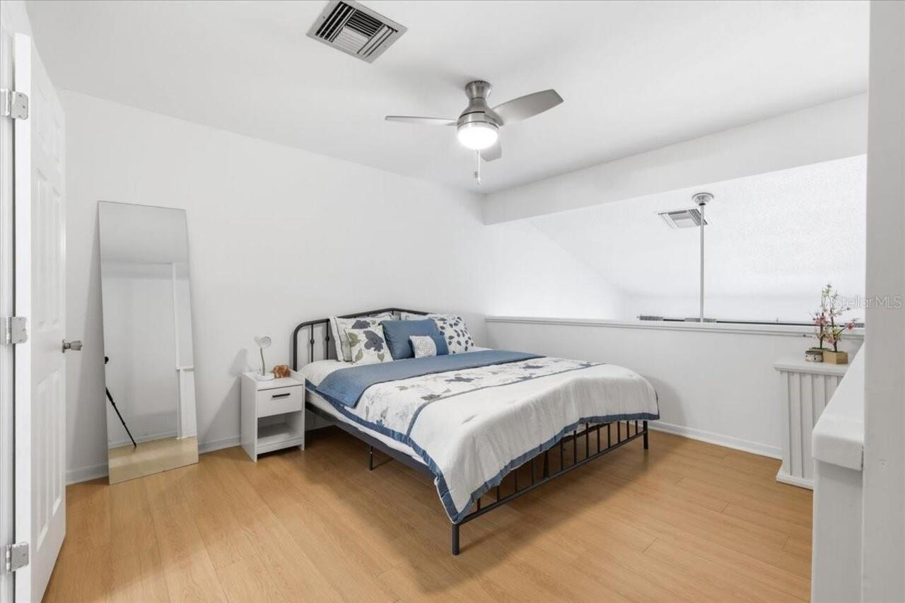 Listing Photo 15