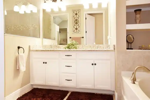 Listing Photo 25
