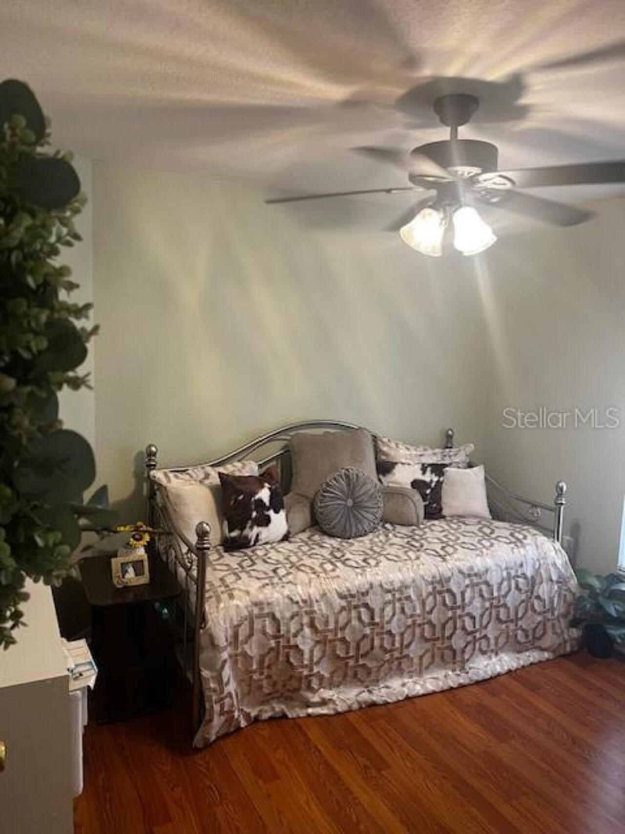 Listing Photo 11