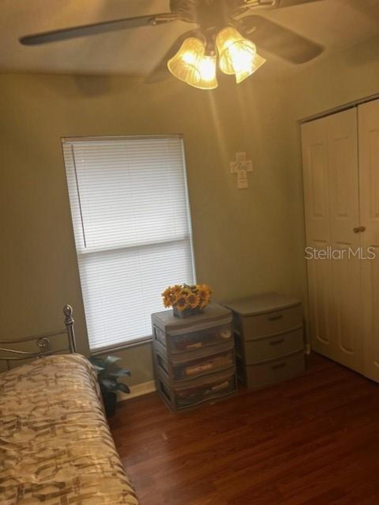 Listing Photo 12