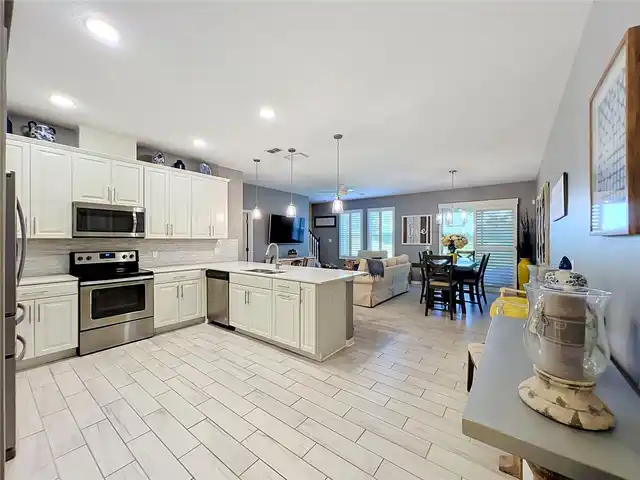 Listing Photo 19