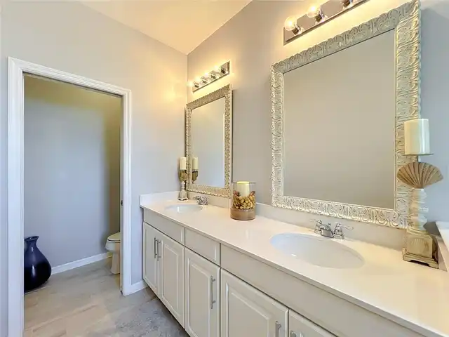 Listing Photo 37